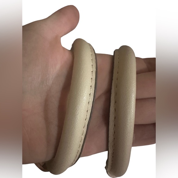 Juicy Couture Cream Satchel Bag - Picture 10 of 16